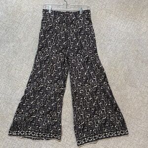 Max Studio Black and White Wide Leg Pants